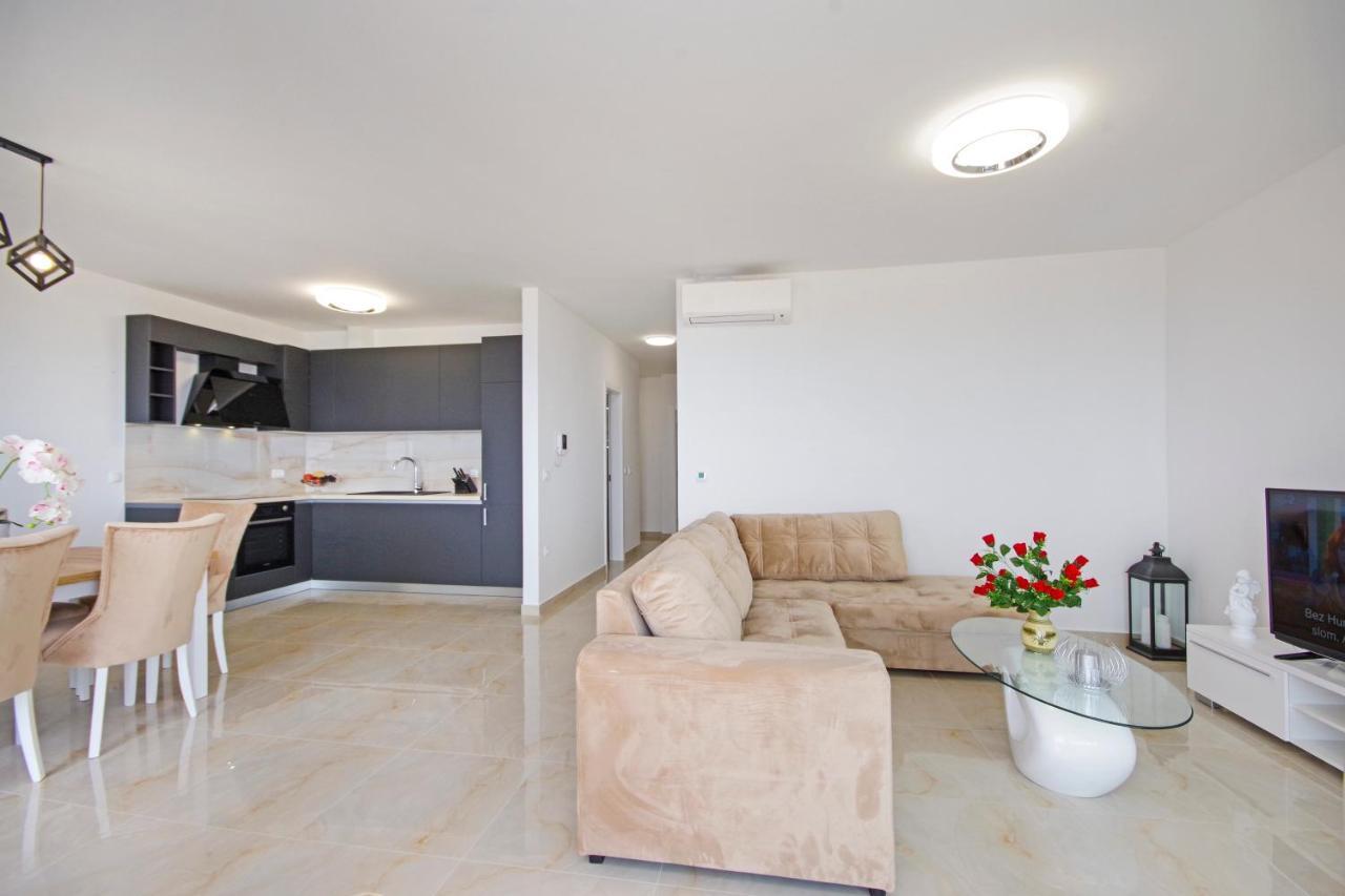Sunset Apartment