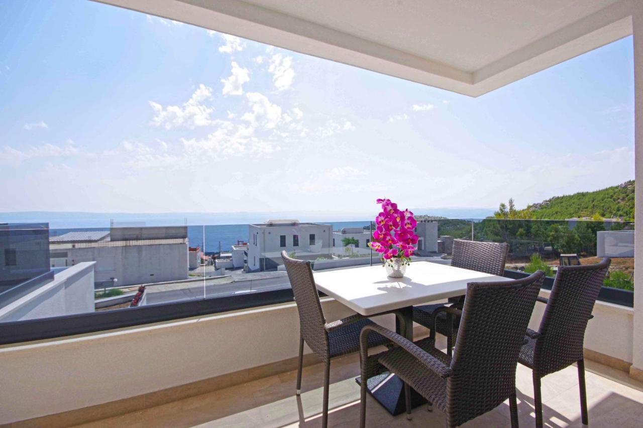 Sunset Apartment *